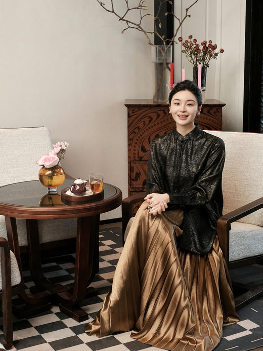 盛唐婧 | 新中式织金真丝百搭时尚款长衬衫-黑色 商品图1