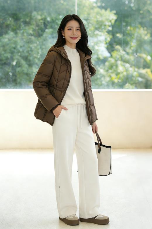 安诺Sakura Sprite	连帽一手长鹅绒服 绗缝抽绳羽绒服	LDWHY116 商品图1