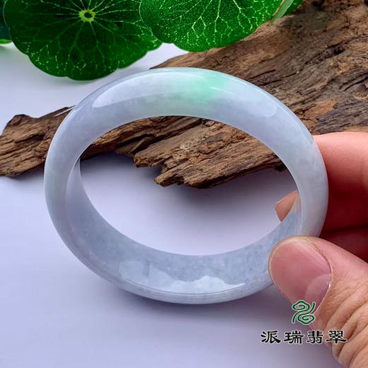 派瑞翡翠 翡翠手镯 糯种 绿色 商品图1