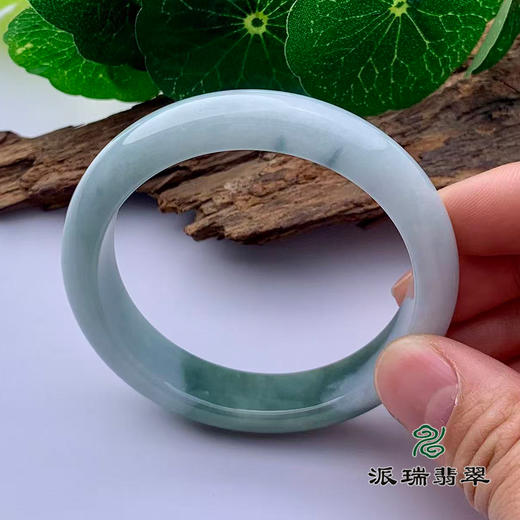 派瑞翡翠 翡翠手镯 糯种 绿色 商品图4