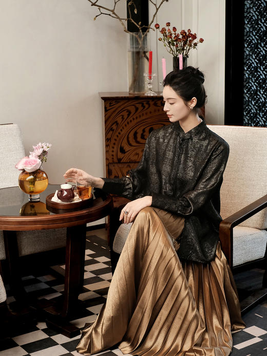 盛唐婧 | 新中式织金真丝百搭时尚款长衬衫-黑色 商品图2