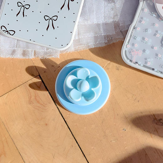 【芭蕾舞房】怦然雏菊·氧气蓝 POPGRIP泡泡骚手机粘贴式气囊支架 Popout异形系列 蓝色 商品图1