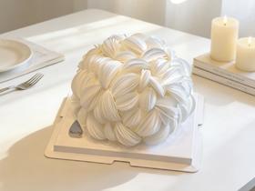 纯白高级感女神蛋糕