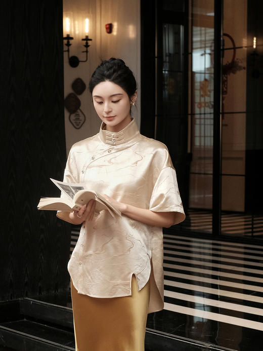 STJING×凯喜雅|长江赋立领短袖上衣 商品图1