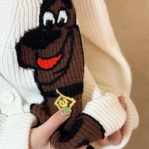 【特价不退换】良木礼山羊绒V领开衫91482F） 商品图4