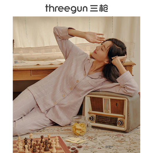 Threegun三枪 【花灰绒布】翻领开襟长袖长裤女士家居套家居服-81758D911 商品图2