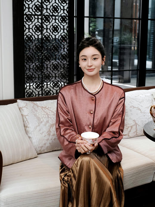 盛唐牡丹 | 杨妃粉真丝香云纱羽绒服 商品图1