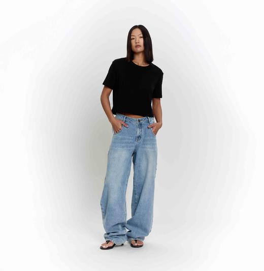 短款T恤 商品图0