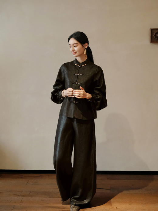 盛唐婧 | 新中式轻奢设计感龟裂纹对襟外套 商品图5