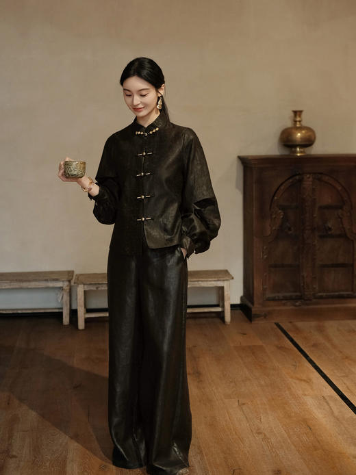 盛唐婧 | 新中式轻奢设计感龟裂纹对襟外套 商品图6