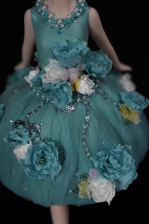 Owen Su《碧蓝花影》然女孩 商品图4