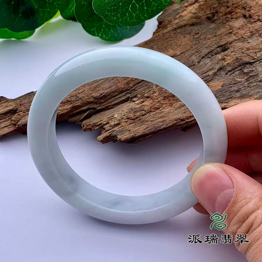 派瑞翡翠 翡翠手镯 糯种 绿色 商品图0