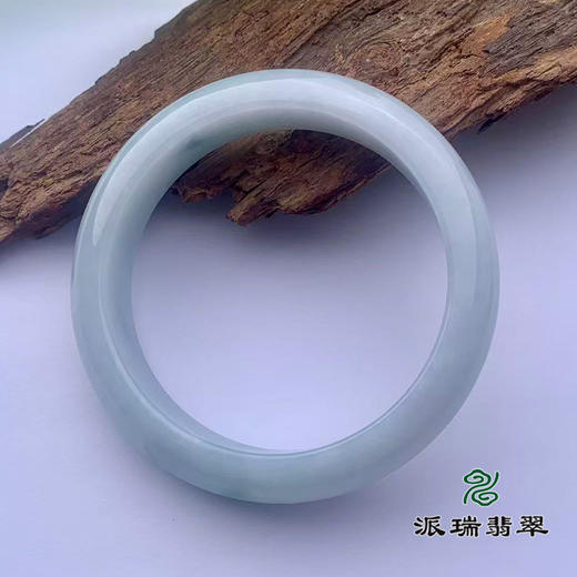 派瑞翡翠 翡翠手镯 糯种 绿色 商品图3