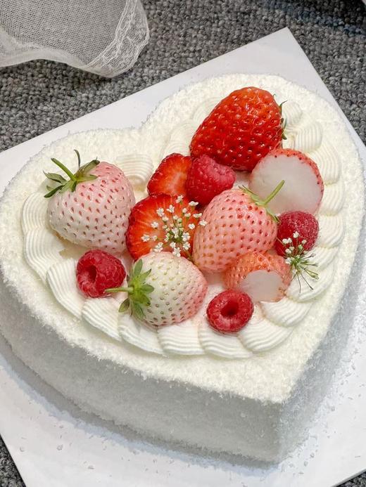 心动草莓·奶油蛋糕 商品图1