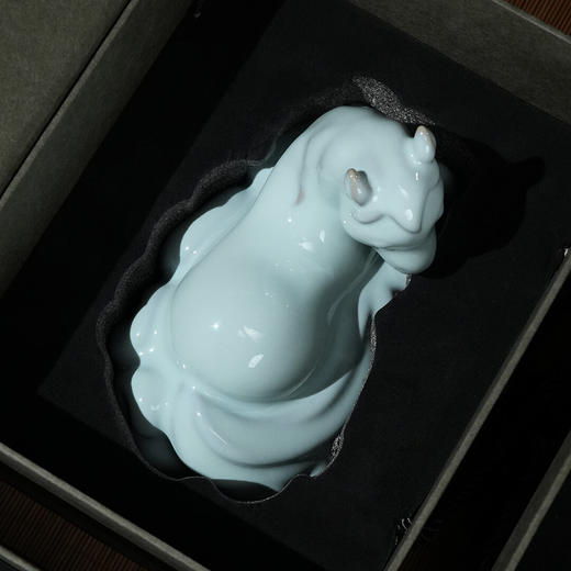 嘉德文创｜限量版招财/卧云驹-汝瓷雕塑摆件 商品图3