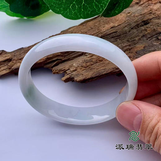 派瑞翡翠 翡翠手镯 糯种 绿色 商品图3