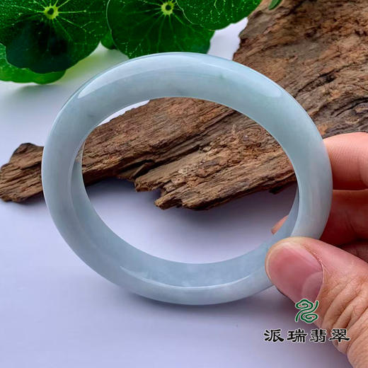 派瑞翡翠 翡翠手镯 糯种 绿色 商品图1
