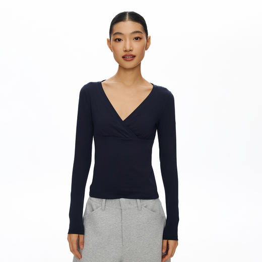 Oneup交叠V领修身长袖 商品图1