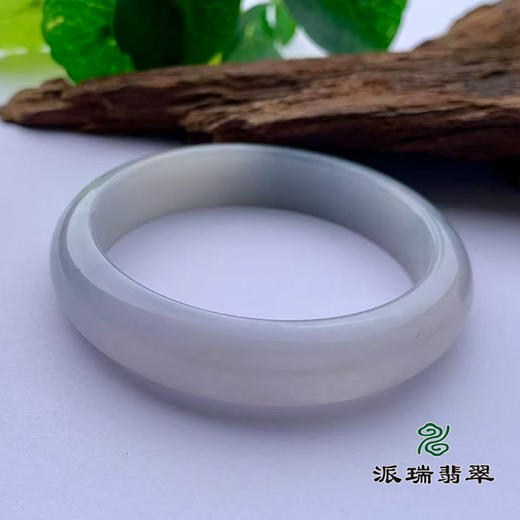 派瑞翡翠 翡翠手镯 糯种 浅紫色 商品图3