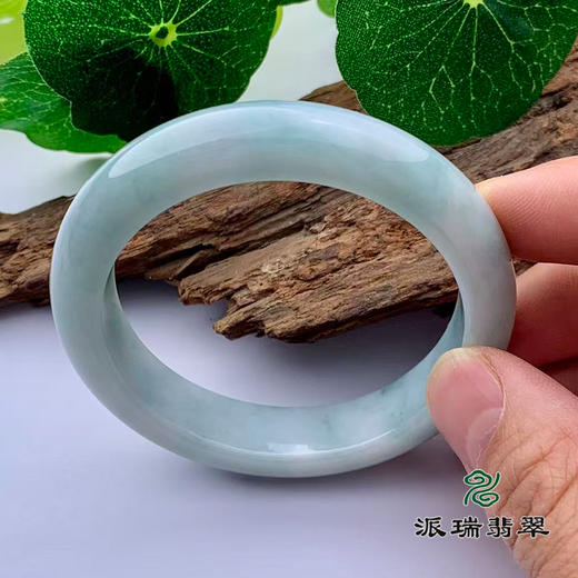 派瑞翡翠 翡翠手镯 糯种 绿色 商品图2