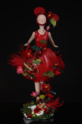 Owen Su《“莲”年有“鱼”》然女孩