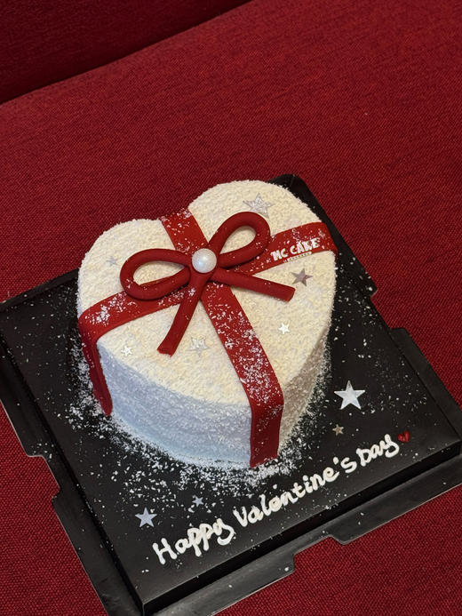 爱心桃丝带礼盒蛋糕 商品图0