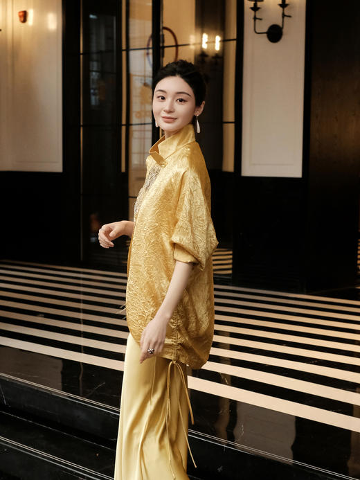 盛唐婧| 鎏光串珠衬衫 商品图3