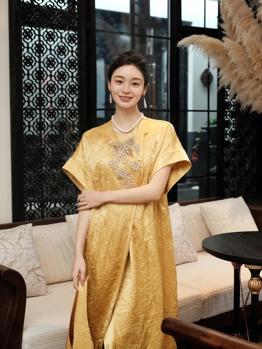 盛唐婧| 鎏光串珠连衣裙 商品图3