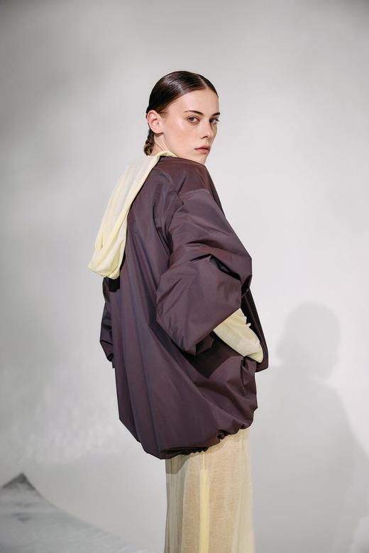 曲线折肩外套 商品图0