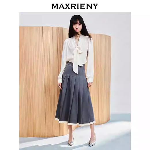 玛克门店发货：MAXRIENY复古感少女百褶西装半裙货号：MC86SK033 商品图0