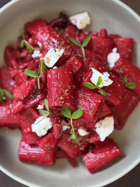 红菜头鸡肉粗管面BeetChicken Rigatoni