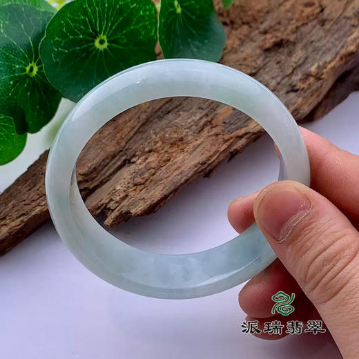 派瑞翡翠 翡翠手镯 糯种 绿色 商品图3