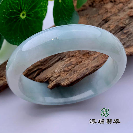 派瑞翡翠 翡翠手镯 糯种 绿色 商品图0