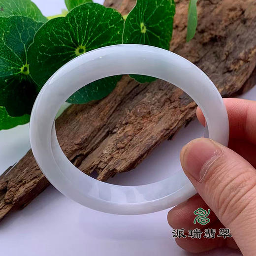 派瑞翡翠 翡翠手镯 糯种 绿色 商品图3