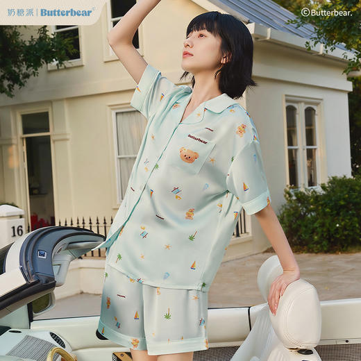 奶糖派黄油小熊联名夏季睡衣女士短袖珍珠缎清凉家居服套装度假熊 商品图0