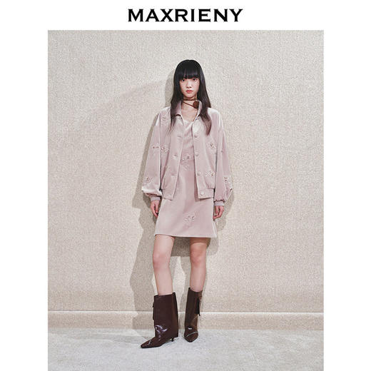 玛克门店发货：MAXRIENY复古宫廷感立体压花丝绒外套女(货号:MC85JA802) 商品图1