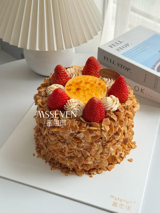 草莓杏仁烤布蕾 商品图2