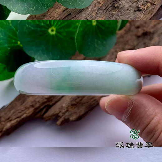 派瑞翡翠 翡翠手镯 糯种 绿色 商品图2