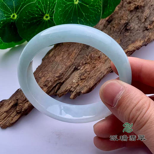 派瑞翡翠 翡翠手镯 糯种 绿色 商品图3