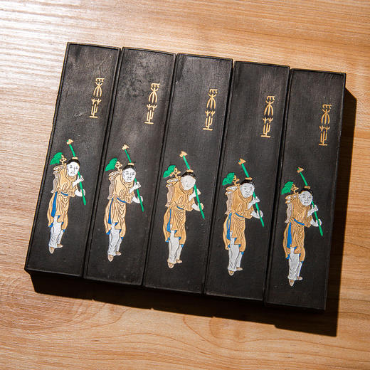 80年代初上海墨厂制“黟川點漆”松烟老墨(二两，一锭) 商品图6