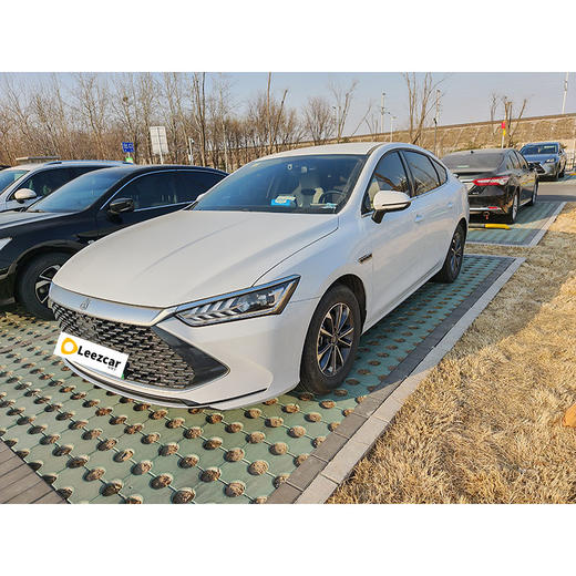 比亚迪 秦PLUS 荣耀版 DM-i55KM超越型【长租-北京】 商品图2