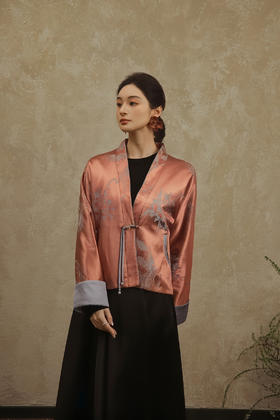 盛唐婧 | 轻奢时尚新中式老缎交领宽松外套-橘色