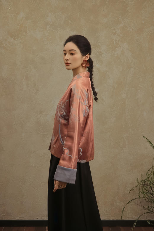 盛唐婧 | 轻奢时尚新中式老缎交领宽松外套-橘色 商品图4