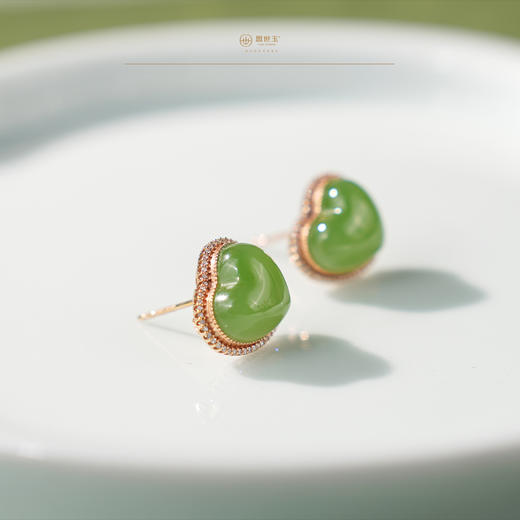 「慕妍」金镶碧玉耳钉 商品图3