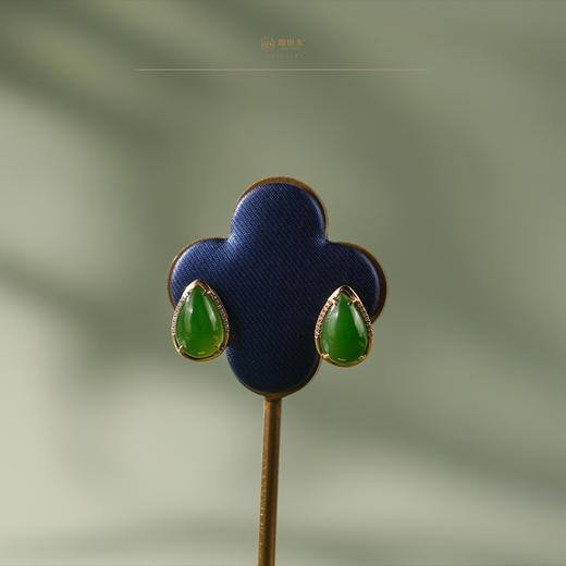 「婉尒」金镶碧玉耳钉 商品图2