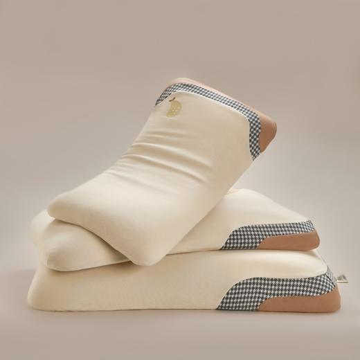 远梦生物基零度半月蔚蓝枕-小/中/大（英伦米色） 商品图0