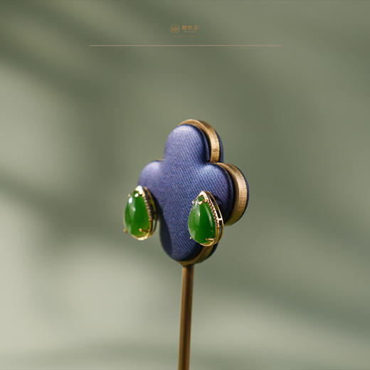 「婉尒」金镶碧玉耳钉 商品图5