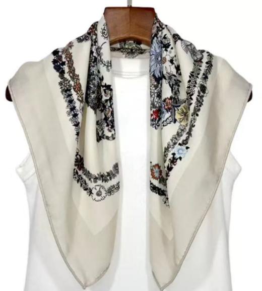 【不退不换】良木礼丝毛方巾（8476） 商品图0