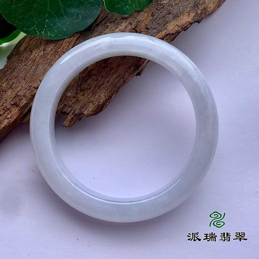 派瑞翡翠 翡翠手镯 糯种 浅绿色 商品图1
