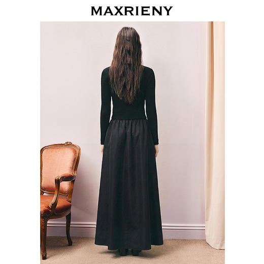 玛克门店发货MAXRIENY复古优雅感绣花a型伞摆半裙26春款暗底繁花穿搭中长裙(货号:MF86SK758) 商品图3